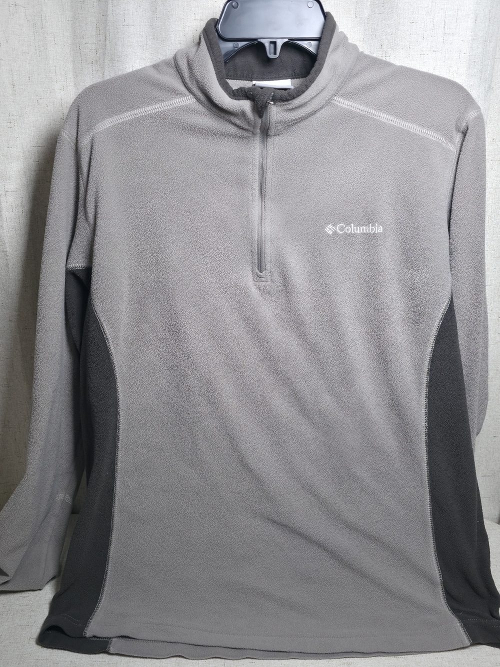Columbia Light Gray and Dark Gray Women's Quarter-Zip Fleece
